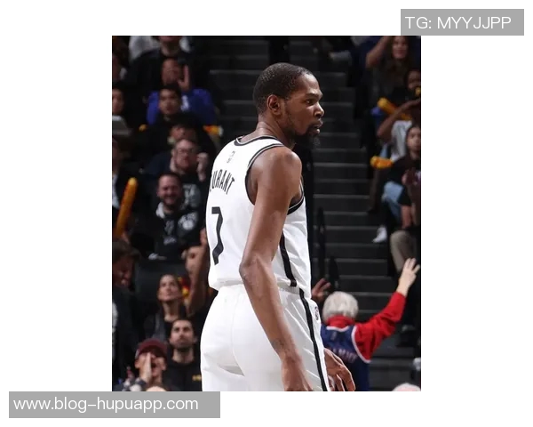 杰弗森回顾历史级别光头球员的辉煌成就与影响力分析